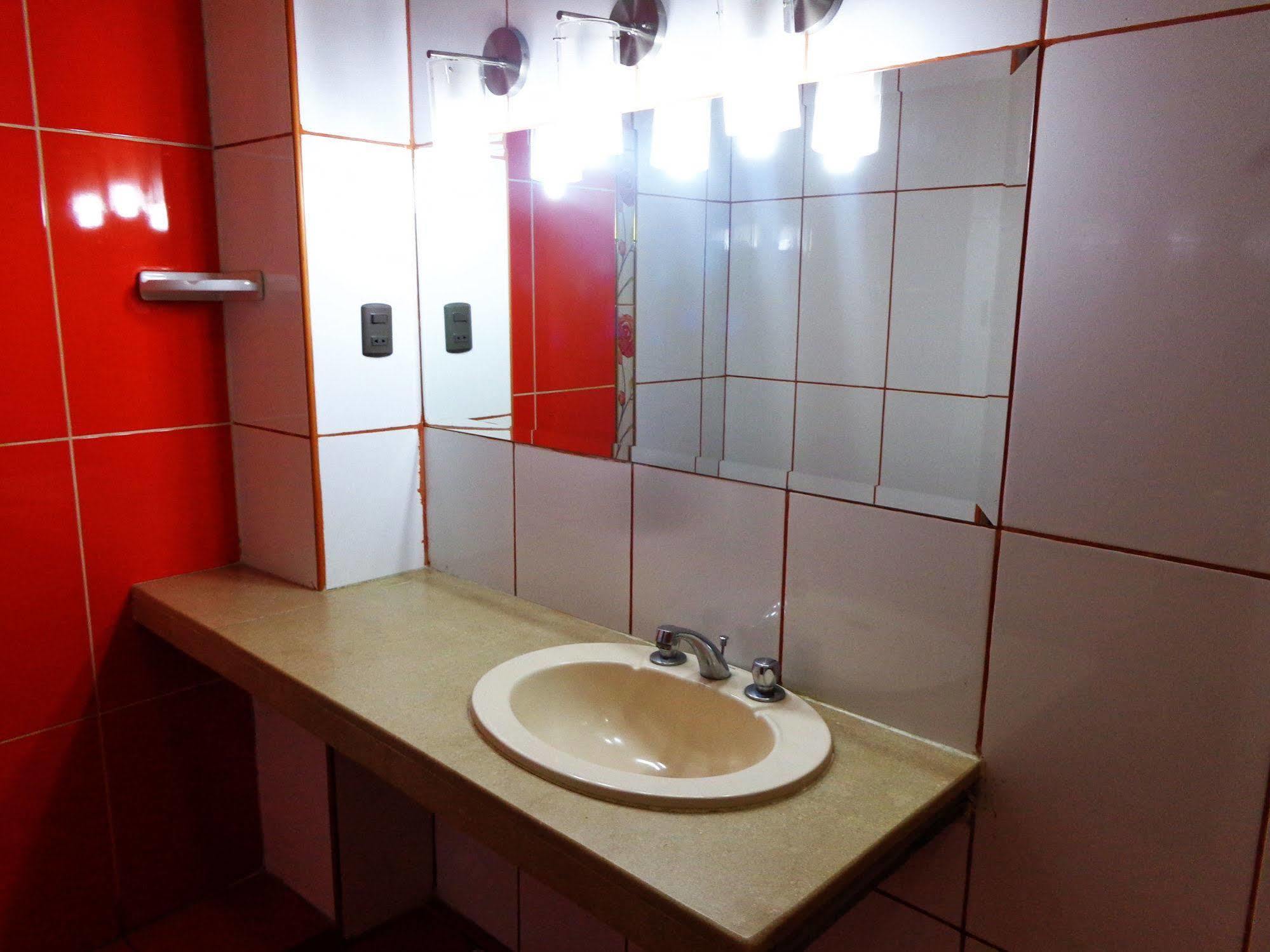Hotel Colon Plaza Ica Luaran gambar